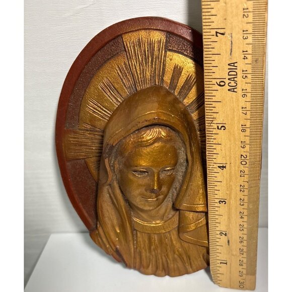 Vintage Mother Mary Gold Toned Carved Resin 3D Wall Plaque 7" - Picture 2 of 9